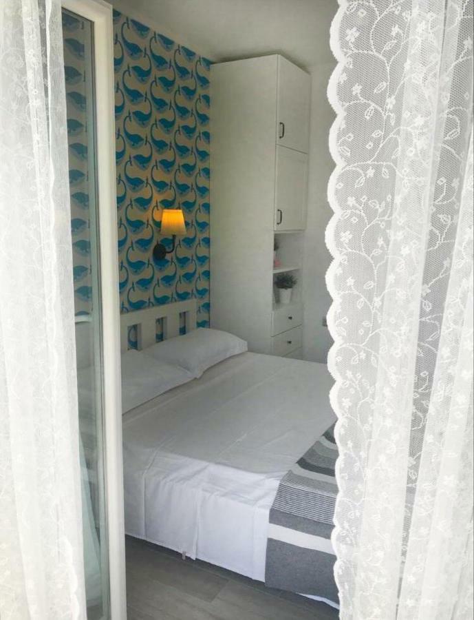 Apartments Pina Бол Екстериор снимка